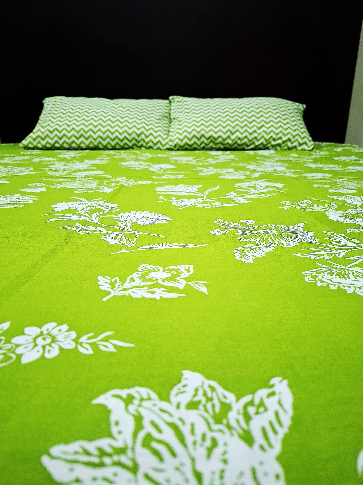 Exotic Bedsheet