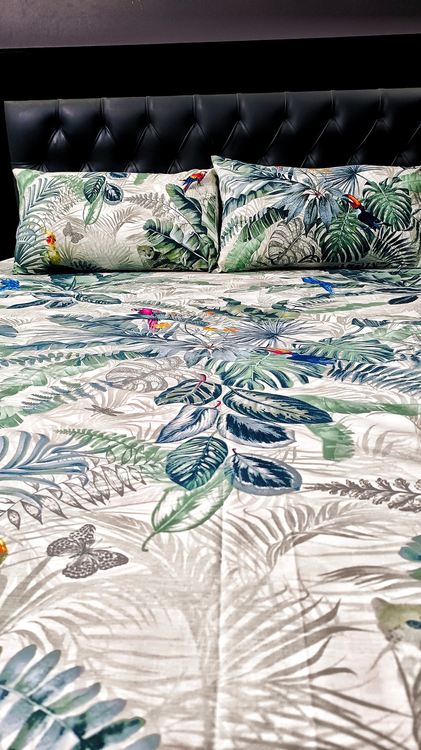 Exotic Bedsheet